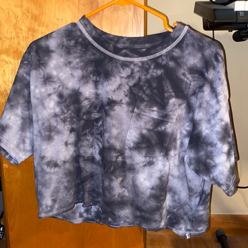 American Eagle cropped t-shirt